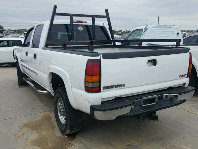 1GTHC23194F142943 - 2004 GMC SIERRA C25 WHITE photo 3