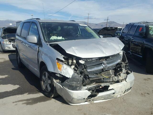 2D4RN5D18AR458775 - 2010 DODGE GRAND CARA SILVER photo 1