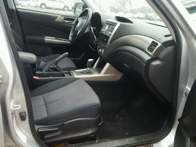 JF2SH63619H706351 - 2009 SUBARU FORESTER 2 SILVER photo 5