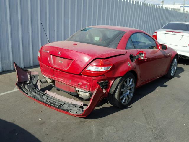 WDBWK56F66F096007 - 2006 MERCEDES-BENZ SLK 350 RED photo 4