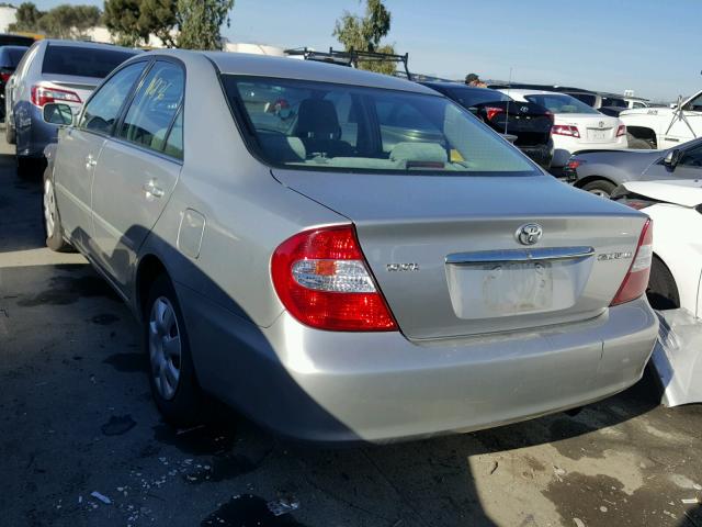4T1BE32K33U673948 - 2003 TOYOTA CAMRY LE 银色 照片 3