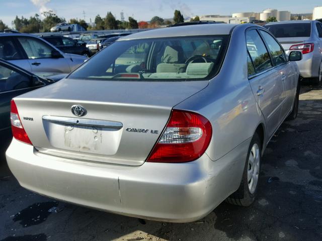 4T1BE32K33U673948 - 2003 TOYOTA CAMRY LE 银色 照片 4