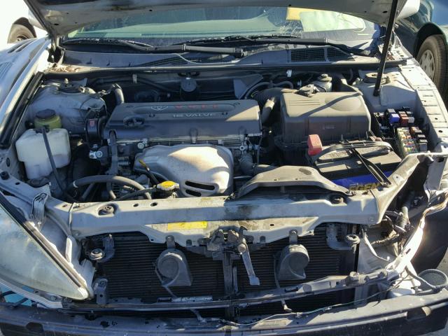 4T1BE32K33U673948 - 2003 TOYOTA CAMRY LE 银色 照片 7