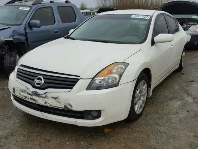 1N4AL21E59N437189 - 2009 NISSAN ALTIMA 2.5 WHITE photo 2