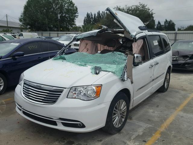 2C4RC1CG6ER234170 - 2014 CHRYSLER TOWN & COU WHITE photo 2