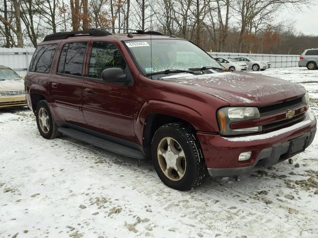 1GNET16S056128567 - 2005 CHEVROLET TRAILBLAZE RED photo 1