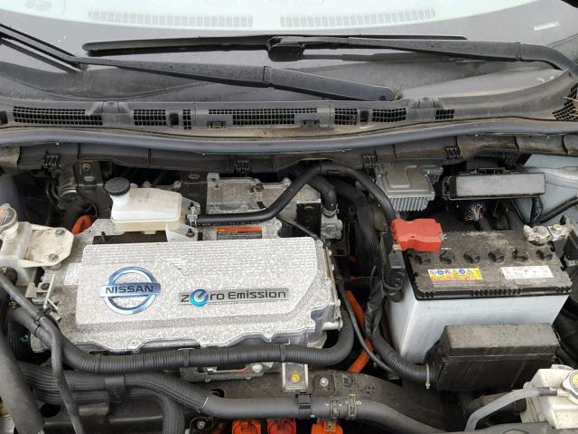 JN1AZ0CP2CT015494 - 2012 NISSAN LEAF SV SILVER photo 7