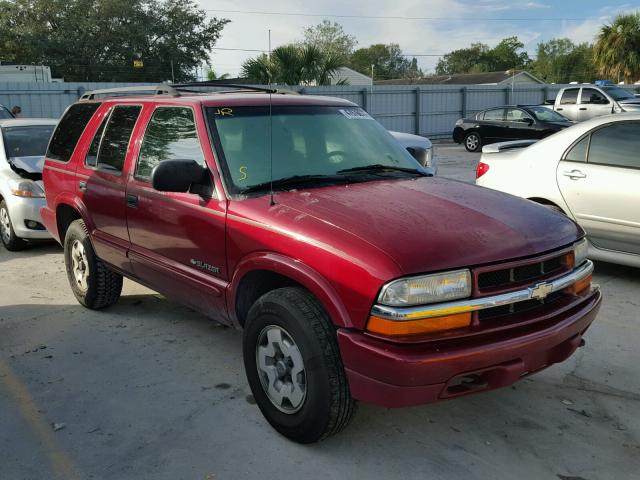 1GNDT13W42K140243 - 2002 CHEVROLET BLAZER MAROON photo 1