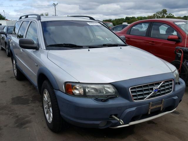 YV1SZ59H641171608 - 2004 VOLVO XC70 SILVER photo 1