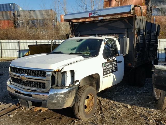 1GBJK34K47E560567 - 2007 CHEVROLET SILVERADO WHITE photo 2