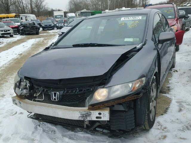 2HGFA16539H358574 - 2009 HONDA CIVIC LX GRAY photo 2