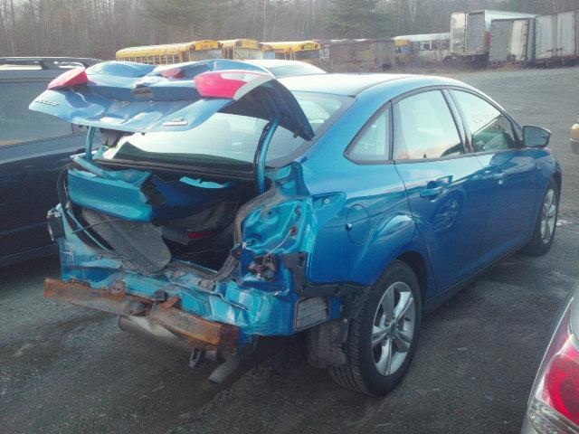 1FADP3F2XDL229867 - 2013 FORD FOCUS SE BLUE photo 4