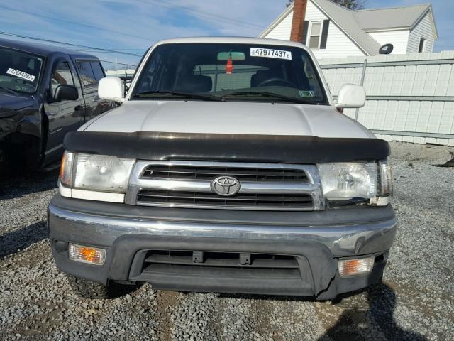 JT3GN86R6Y0141210 - 2000 TOYOTA 4RUNNER SR WHITE photo 9