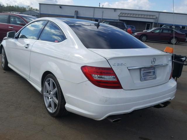 WDDGJ8JB3DF965082 - 2013 MERCEDES-BENZ C 350 4MAT WHITE photo 3