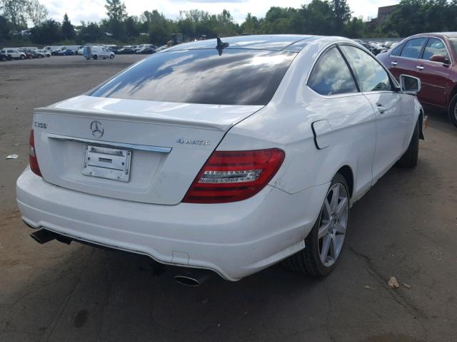 WDDGJ8JB3DF965082 - 2013 MERCEDES-BENZ C 350 4MAT WHITE photo 4