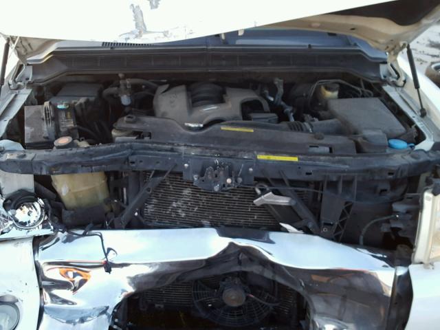 5N1AA08B74N713490 - 2004 NISSAN ARMADA SE WHITE photo 7