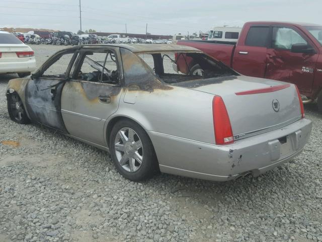 1G6KD57Y86U121952 - 2006 CADILLAC DTS SILVER photo 3