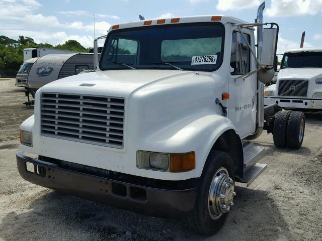 1HTSCABM5SH213121 - 1995 INTERNATIONAL 4000 4700 WHITE photo 2