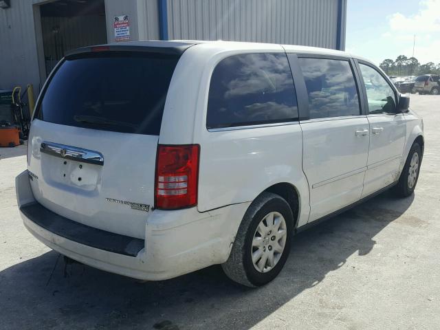 2A8HR44E49R659913 - 2009 CHRYSLER TOWN & COU WHITE photo 4