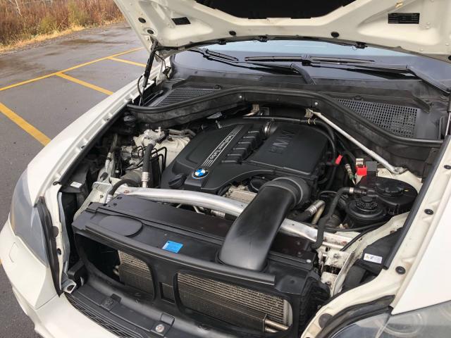 5UXZV4C52BL740771 - 2011 BMW X5 XDRIVE3 WHITE photo 7