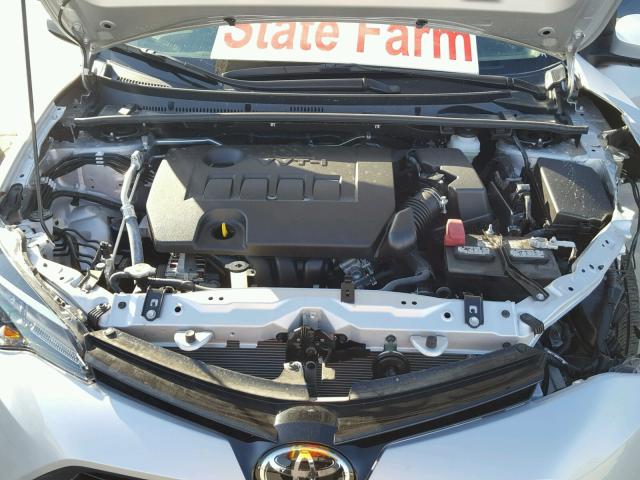 5YFBURHE3HP679975 - 2017 TOYOTA COROLLA L SILVER photo 7