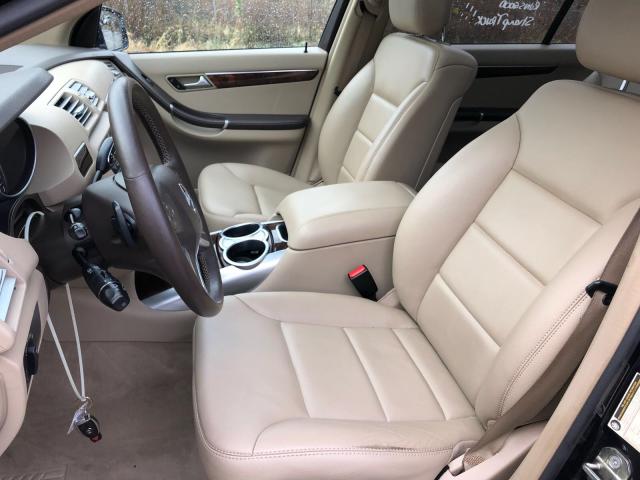 4JGCB6FE7BA114213 - 2011 MERCEDES-BENZ R 350 4MAT BLUE photo 5