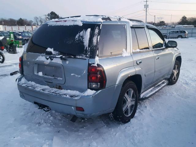 1GNDT13S662317166 - 2006 CHEVROLET TRAILBLAZE SILVER photo 4