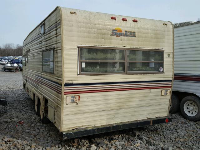 1LC2S1K24KD221575 - 1989 SUNL CAMPER TRL BEIGE photo 3