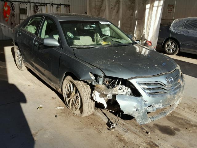 4T1BF3EK2BU722211 - 2011 TOYOTA CAMRY BASE BLUE photo 1