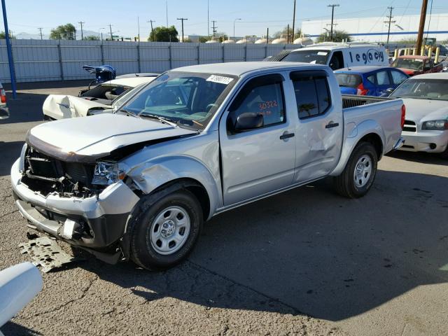 1N6AD0ER8BC427683 - 2011 NISSAN FRONTIER S SILVER photo 2