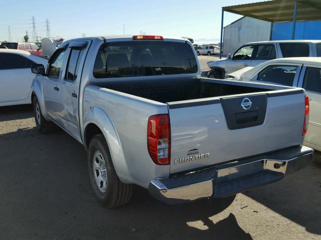 1N6AD0ER8BC427683 - 2011 NISSAN FRONTIER S SILVER photo 3