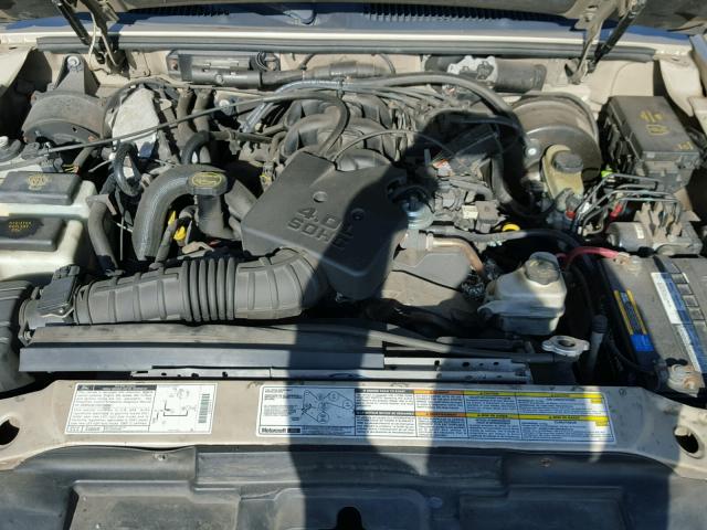 1FMZU77E61UC51102 - 2001 FORD EXPLORER S 棕色 照片 7