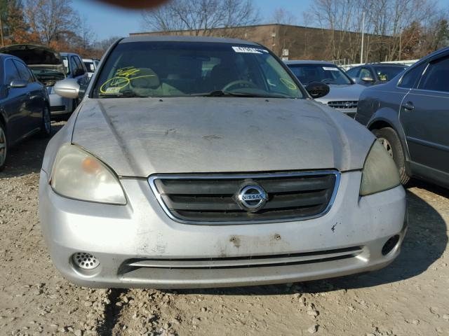 1N4AL11D13C353939 - 2003 NISSAN ALTIMA BAS SILVER photo 9