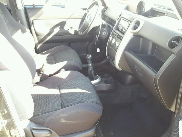 JTLKT334954012524 - 2005 TOYOTA SCION XB 黑色 照片 5