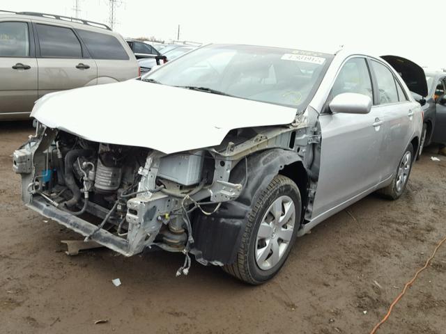 4T4BE46K69R098551 - 2009 TOYOTA CAMRY BASE SILVER photo 2