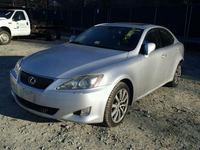 JTHCK262482020570 - 2008 LEXUS IS 250 GOLD photo 2