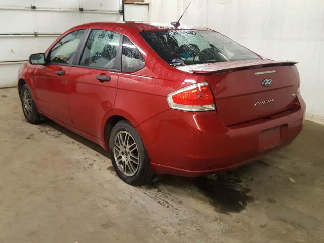 1FAHP3FN7AW178396 - 2010 FORD FOCUS SE RED photo 3