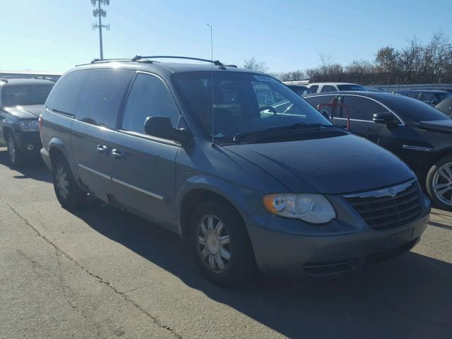 2A4GP54L46R636926 - 2006 CHRYSLER TOWN & COU 绿色 照片 1