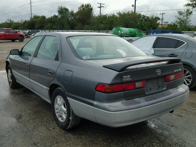 4T1BG22K2VU081903 - 1997 TOYOTA CAMRY CE GRAY photo 3