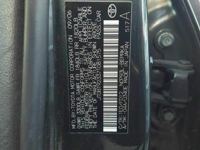 JTDBT923371081575 - 2007 TOYOTA YARIS GRAY photo 10