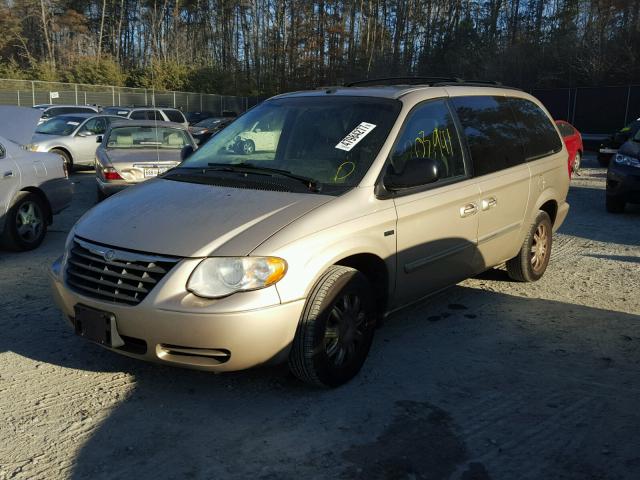 2A8GP54L27R273736 - 2007 CHRYSLER TOWN & COU 金色 照片 2