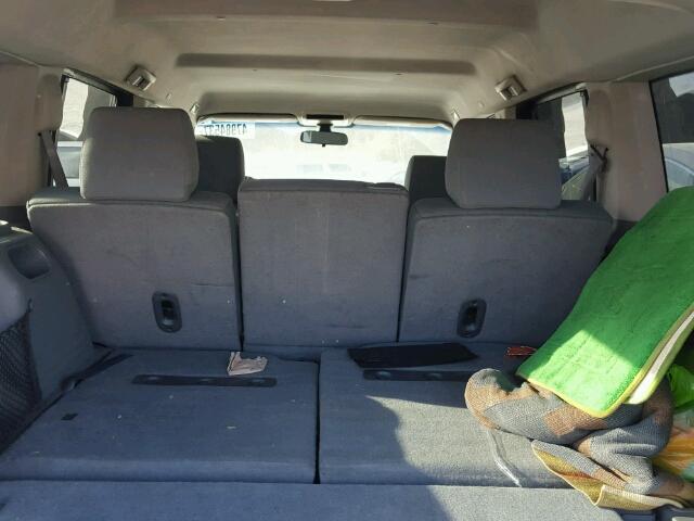 1J8HG48K37C643598 - 2007 JEEP COMMANDER WHITE photo 10