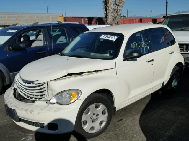 3A4FY58B07T630338 - 2007 CHRYSLER PT CRUISER WHITE photo 2