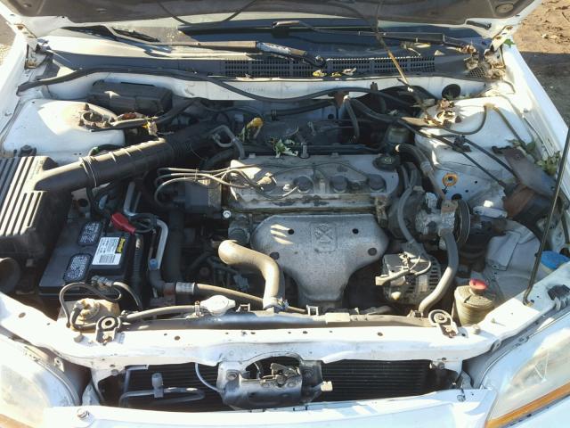 1HGCG5649WA137040 - 1998 HONDA ACCORD LX WHITE photo 7