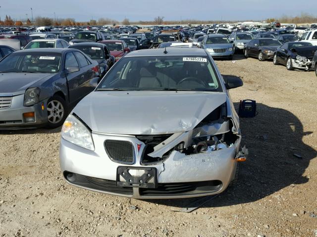 1G2ZG57B984135767 - 2008 PONTIAC G6 BASE SILVER photo 9