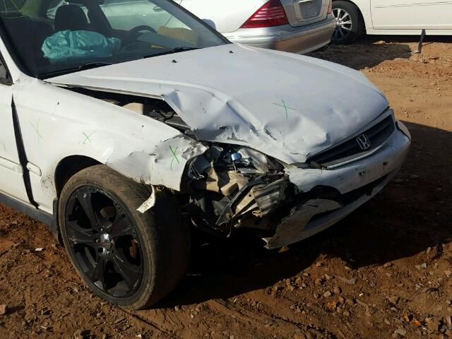 1HGEJ814XYL120239 - 2000 HONDA CIVIC EX 白色 照片 9