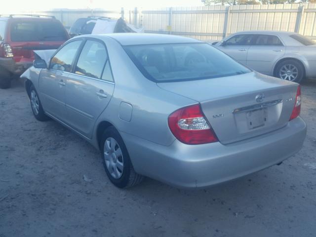 4T1BE32K14U934866 - 2004 TOYOTA CAMRY LE SILVER photo 3