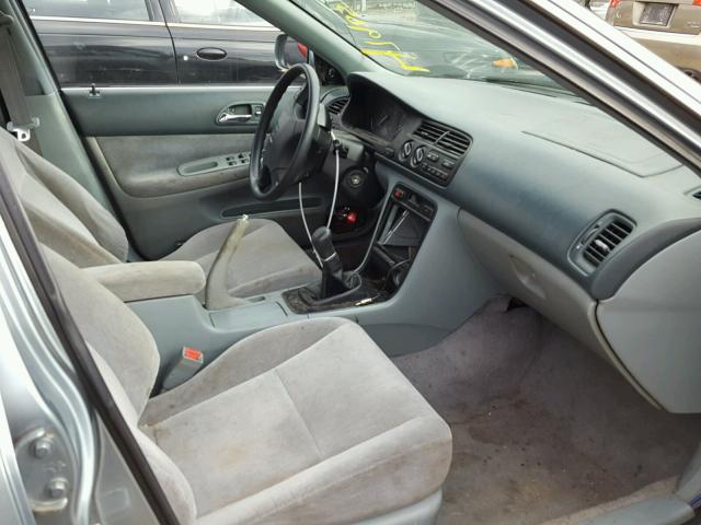 JHMCD5532RC124136 - 1994 HONDA ACCORD LX BLUE photo 5