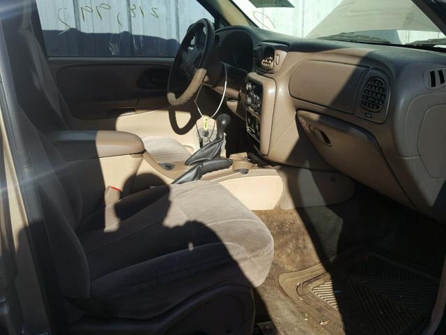 1GNDS13S342279976 - 2004 CHEVROLET TRAILBLAZE GOLD photo 5