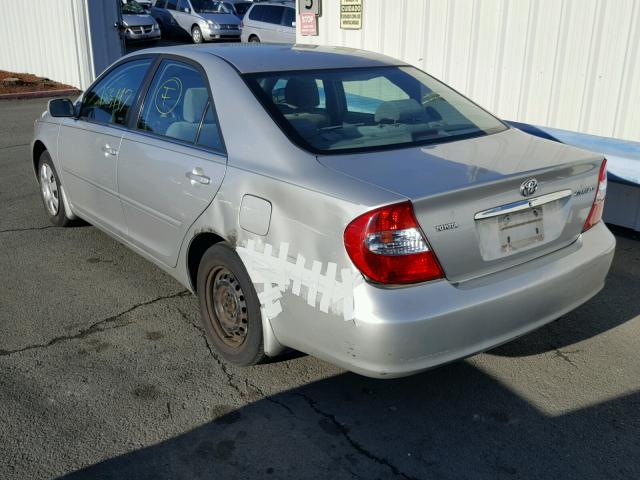 4T1BE30K14U898938 - 2004 TOYOTA CAMRY LE SILVER photo 3
